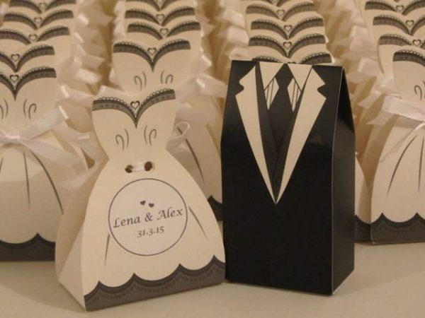 חתן וכלה מהודרים באפור - מזכרת לאורחים בחתונה מזכרת לאורחים בשבת חתן מזכרות לאורחים בחתונה מתנות לאורחים בחתונה מתנה לאורחים בחתונה מזכרות לאירועים